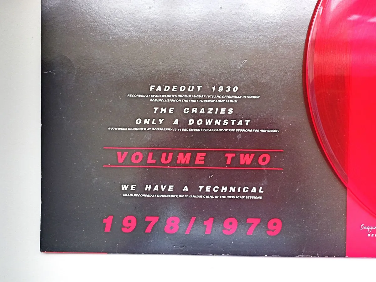 TUBEWAY  ARMY  4  TRACK  EP  RED  VINYL - Image 3