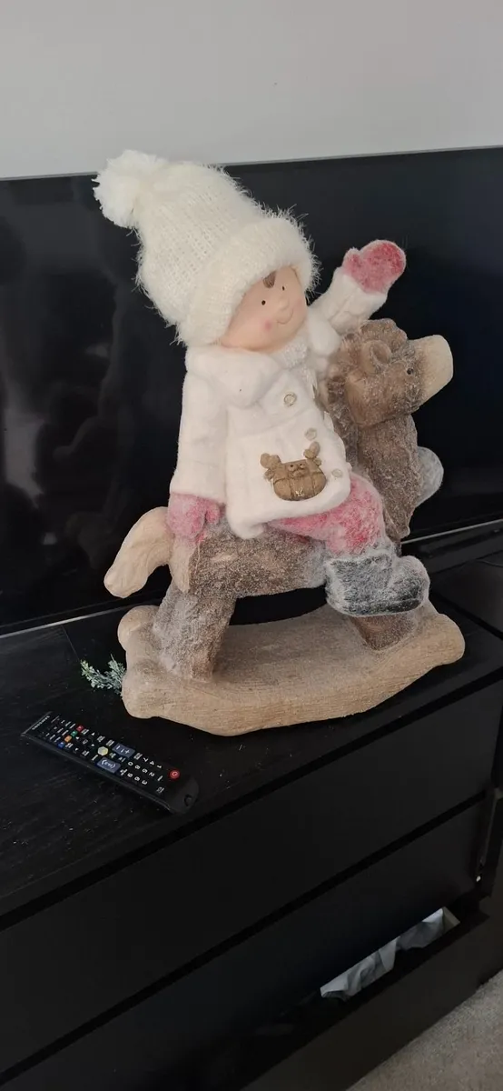 Christmas decorations - Image 1