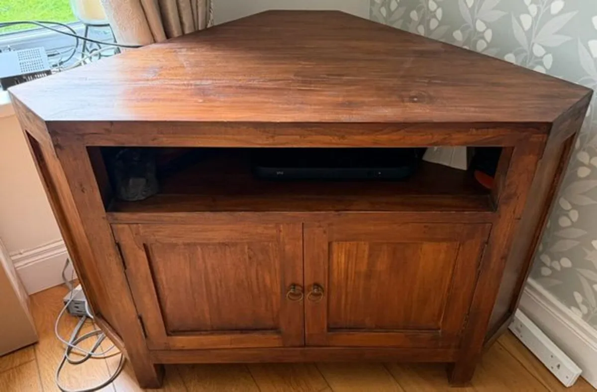 TV & CD Stand - Image 1