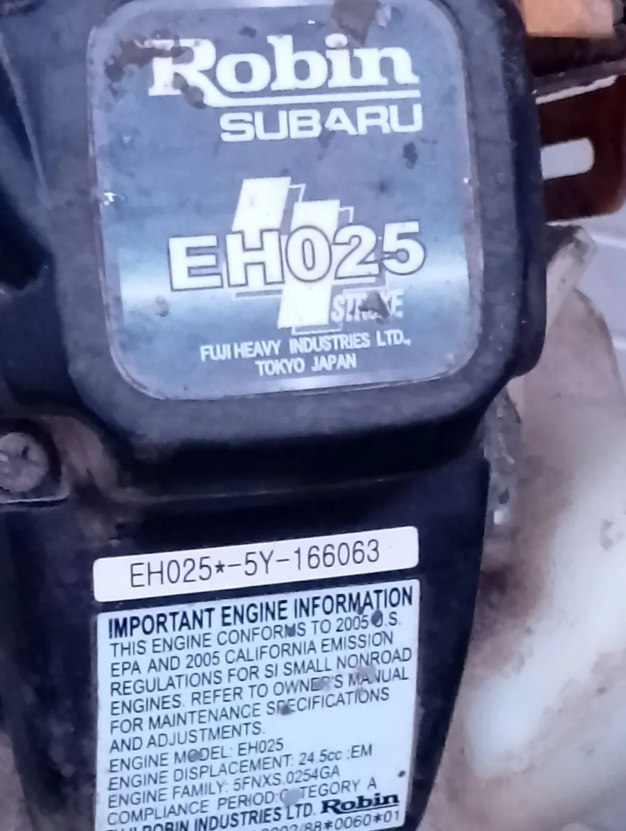 Robin EH025 engine  2 stroke - Image 2
