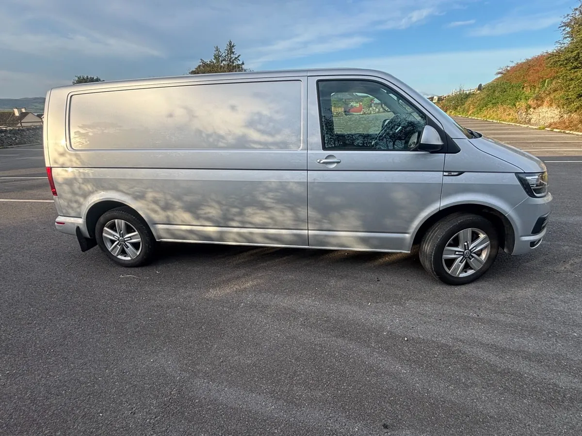 Volkswagen Transporter LWB 2018 - Image 1