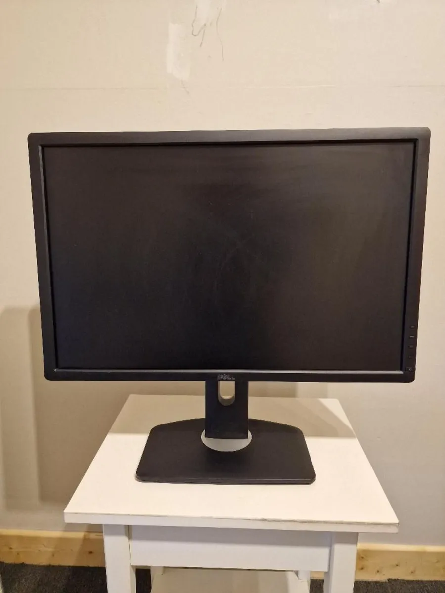 Dell UltraSharp U2412M 24 Inch IPS Monitor - Image 1
