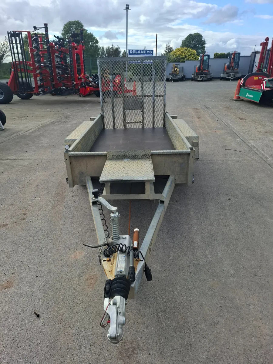 Plant Trailer - Image 1