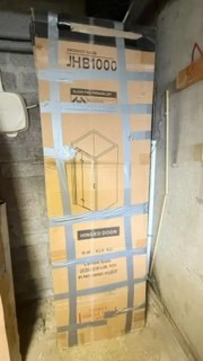 3 sets of Glass Shower doors and a Tray - Job Lot - Image 2