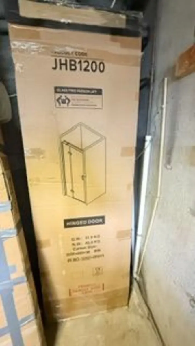 3 sets of Glass Shower doors and a Tray - Job Lot - Image 3