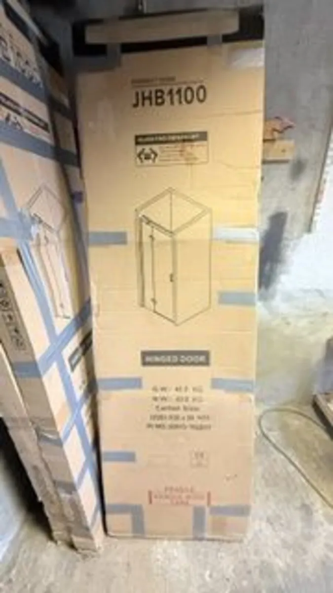 3 sets of Glass Shower doors and a Tray - Job Lot - Image 1
