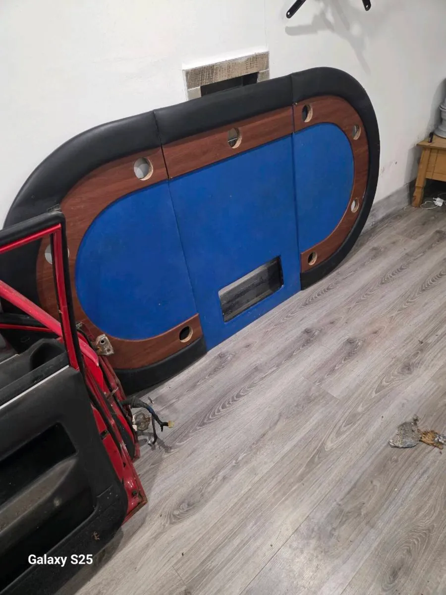 Poker table - Image 2