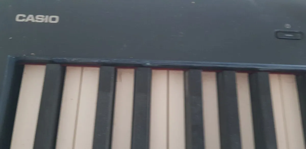 Casio piano - Image 4