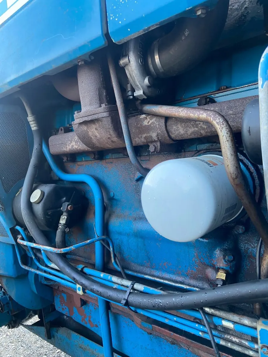Ford 8210 - Image 3