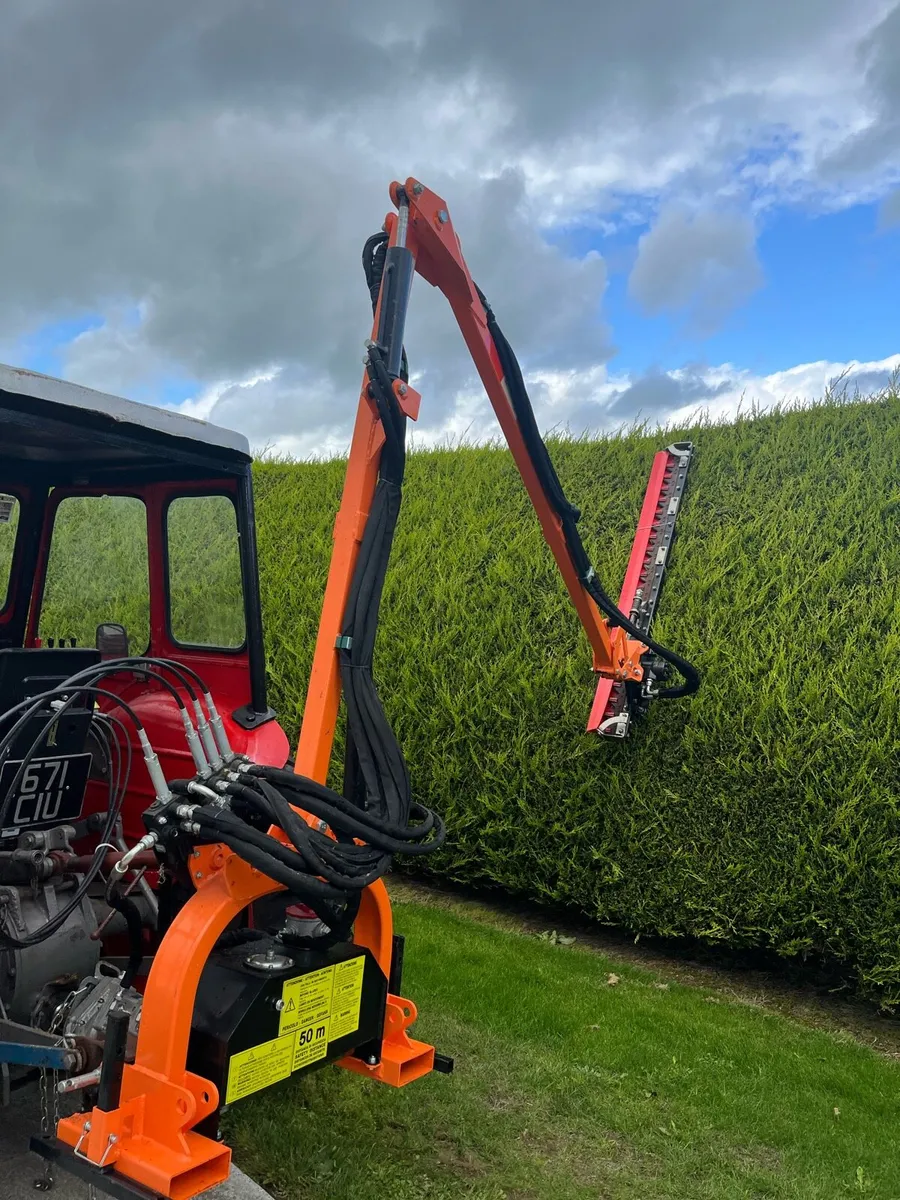 17ft Fingerbar Hedgecutter - Image 1