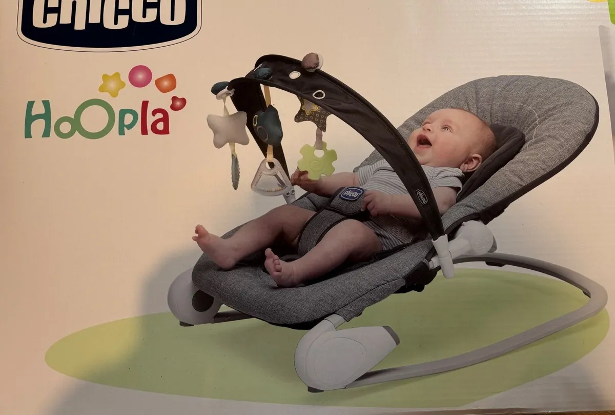 Chicco Hoopla Bouncer - Image 2