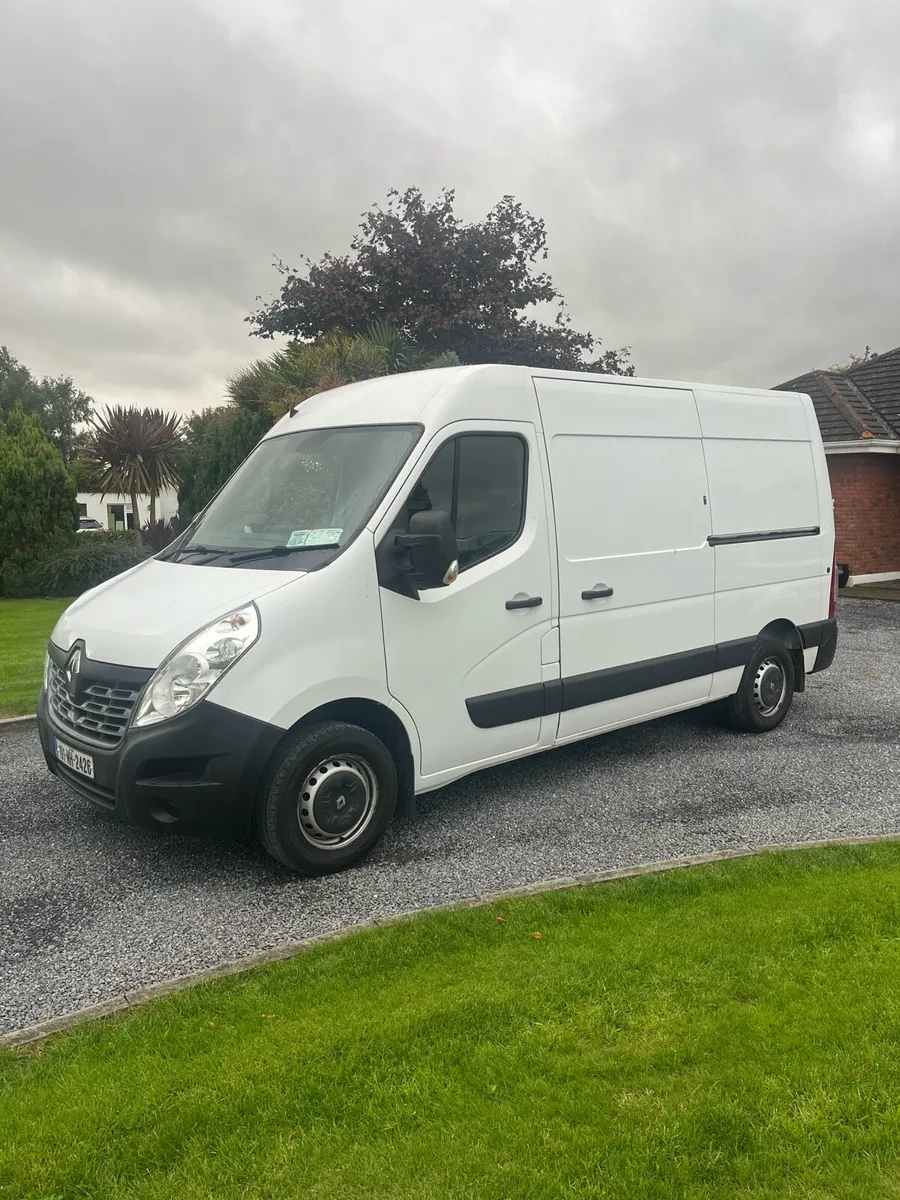2019 Renault Master - Image 4