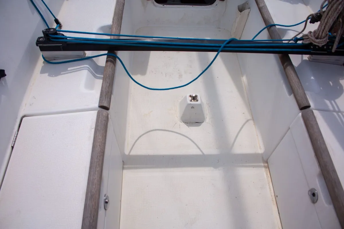 2002 Beneteau First 211 - Image 4