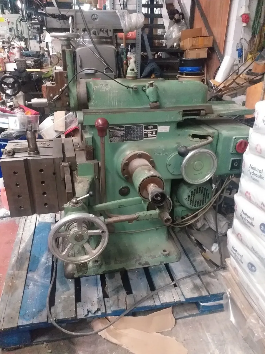 Metal Shaping machine - Image 1