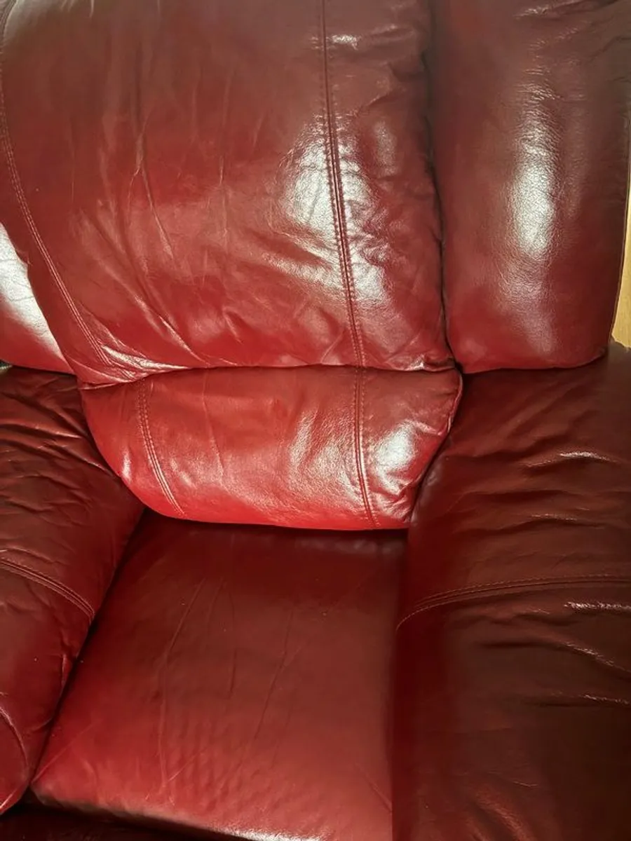 Recliner - Image 2