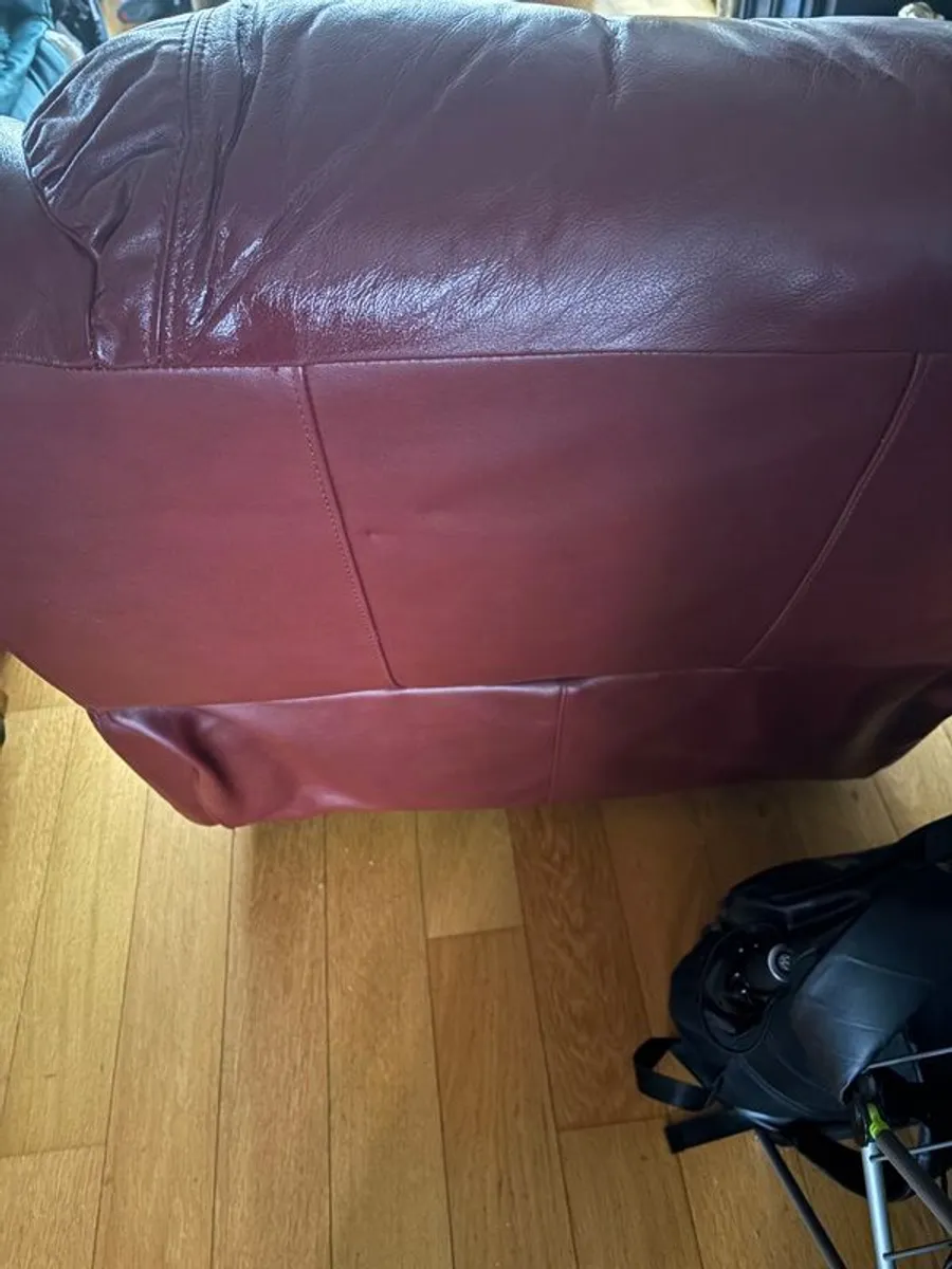 Recliner - Image 4
