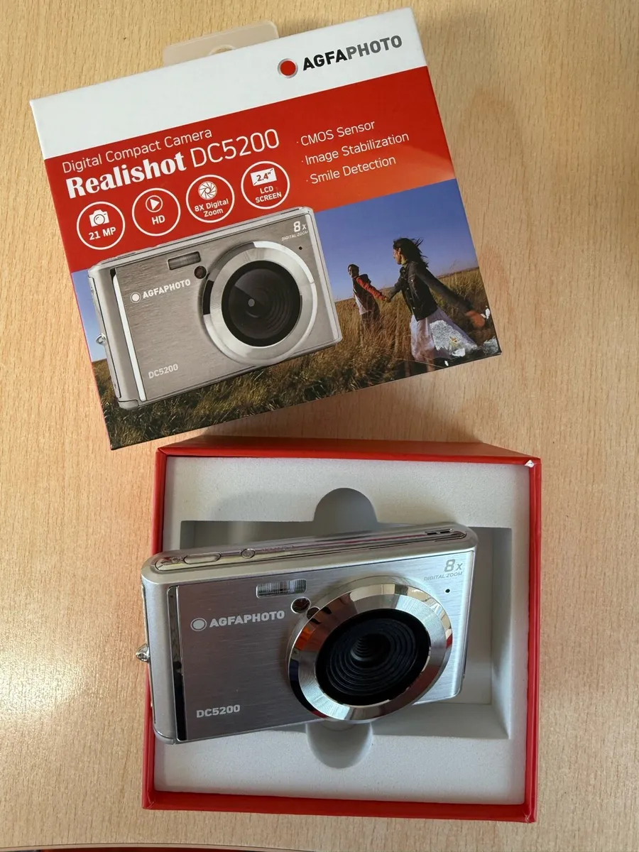 Digital camera - Image 1
