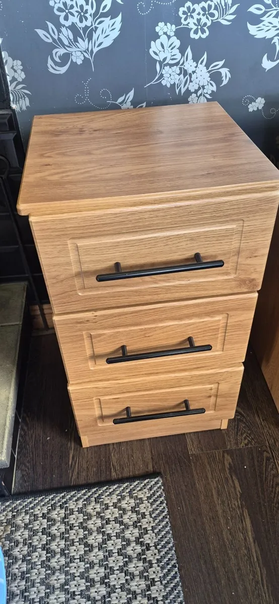 Bedroom lockers