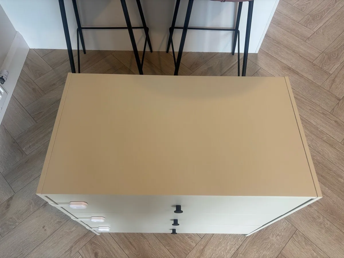 3 Drawer Dresser - Image 3