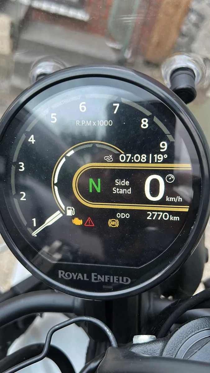 ROYAL ENFIELD Himalayan 2025 kamel white - Image 4