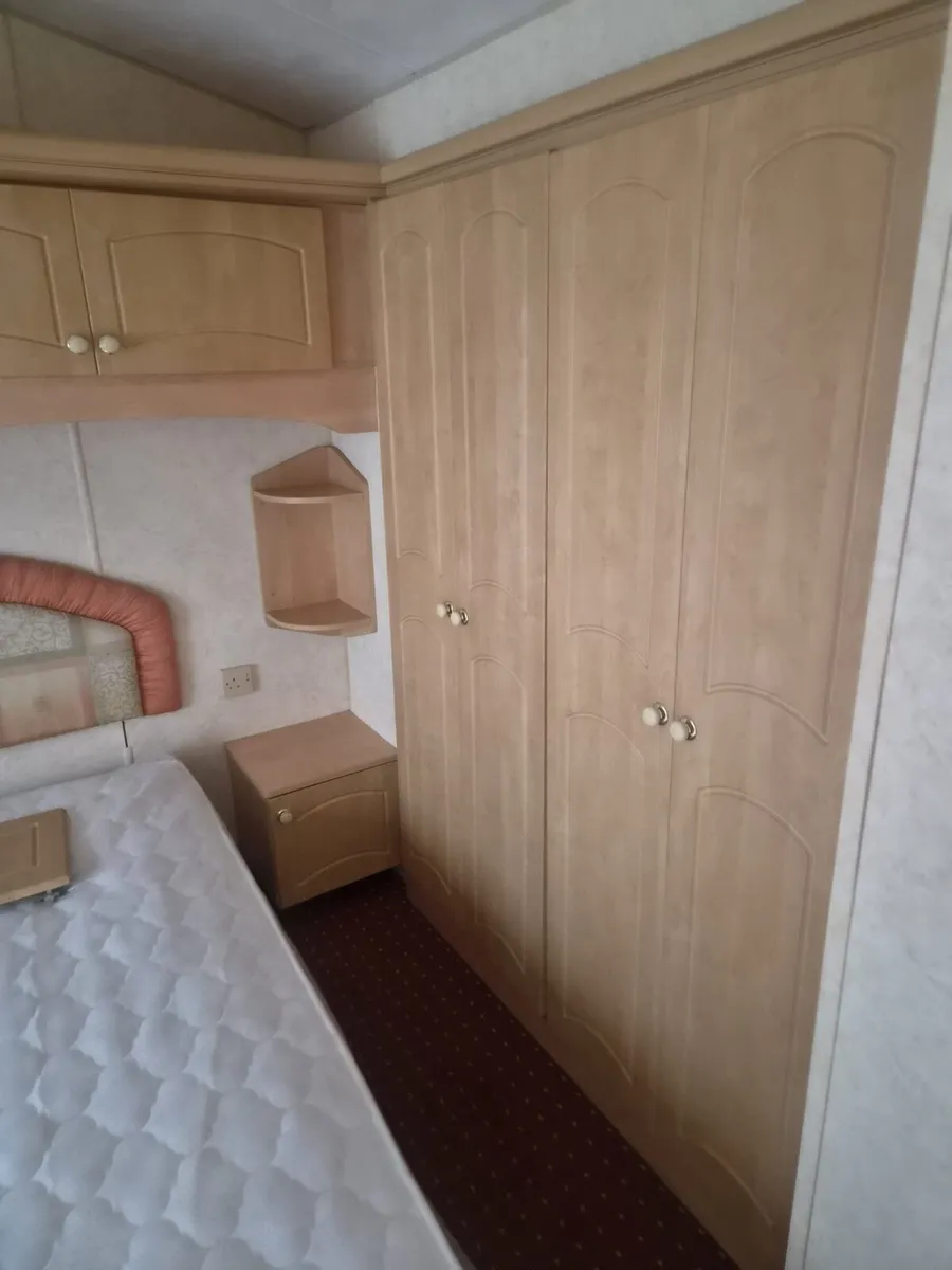 Mobile Home - Image 4