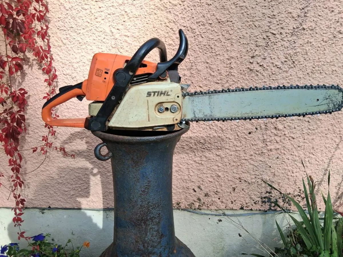 Chainsaw - Image 2