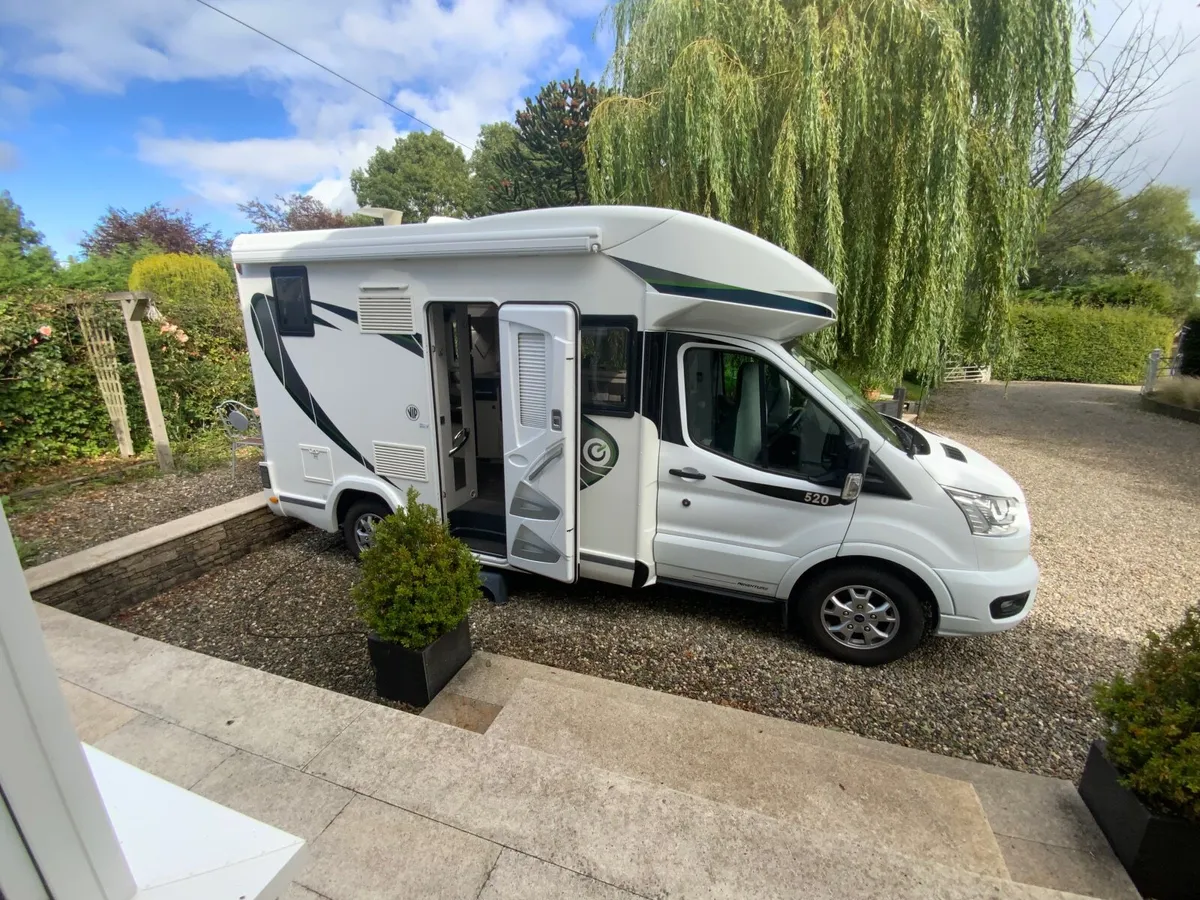CHAUSSON 520 VIP 2021. 8900mls - Image 4