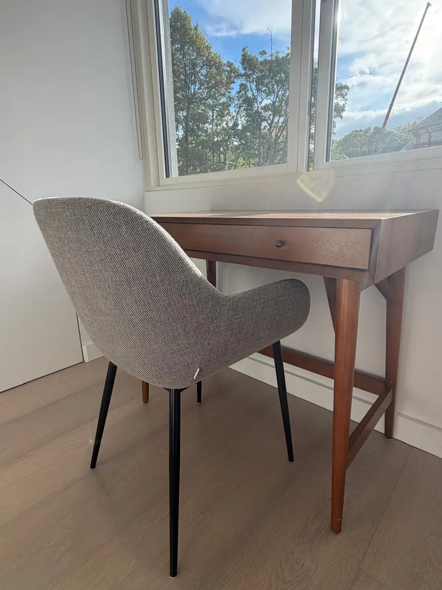 6 Dining chairs from Kave - Image 4