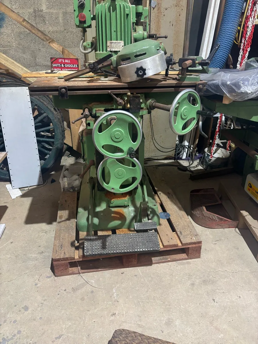 Joinery workshop machinery - Image 2