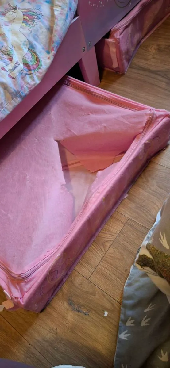 Disney Princess bed - Image 3