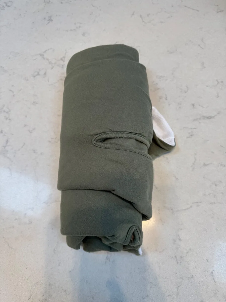 Green Lil & Izzy Car Seat Blanket - Image 2