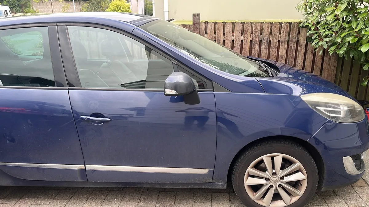 2013 Renault Grand Scenic - Image 4