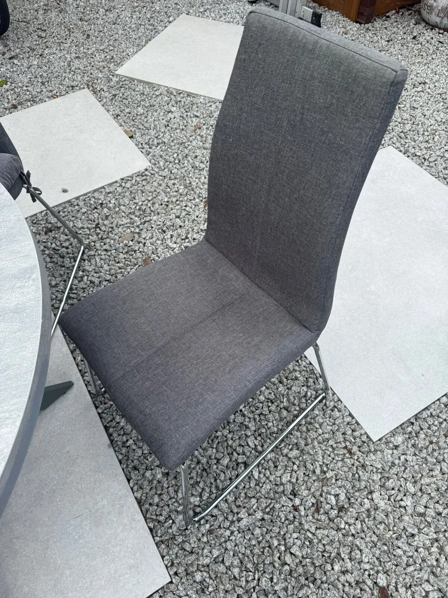 4 fabric Kitchen chairs - Image 2