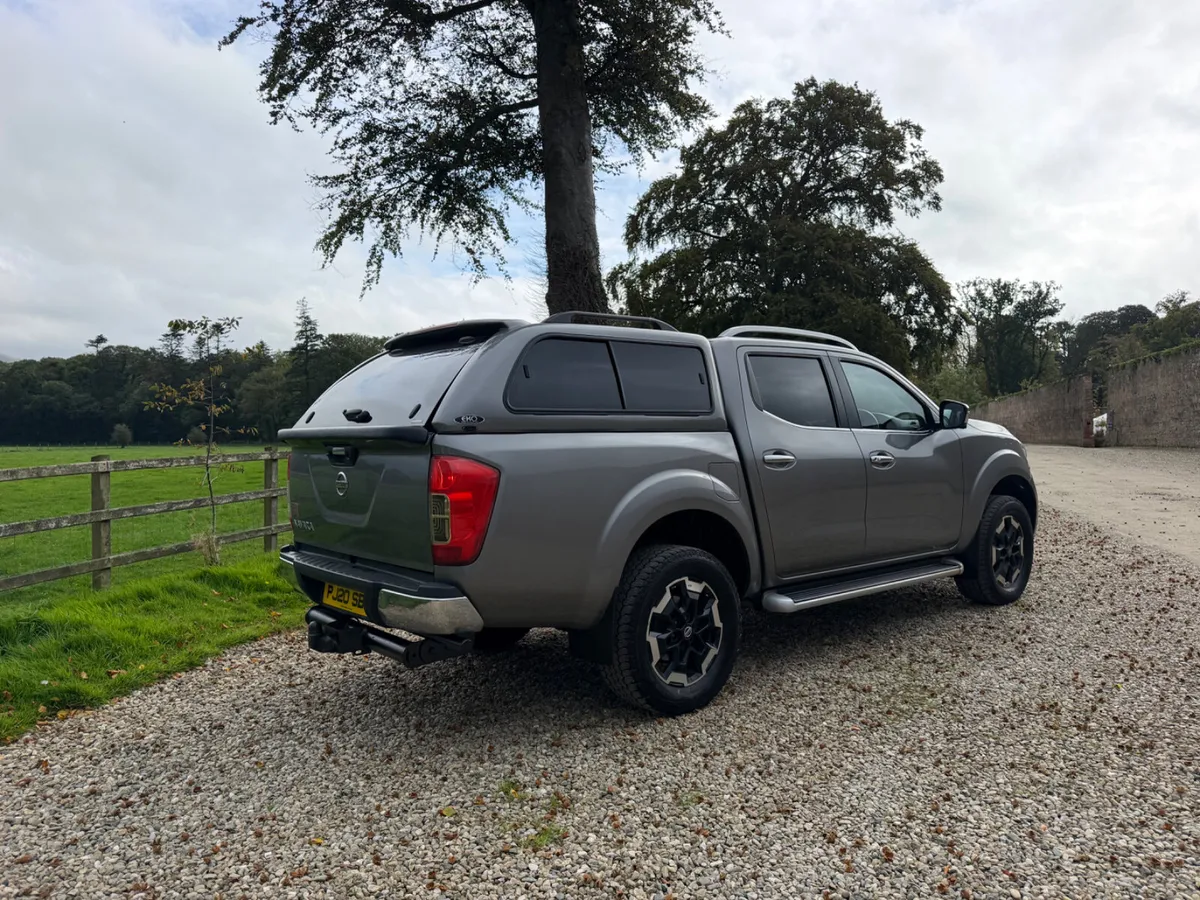 Nissan Navara tekna - Image 3