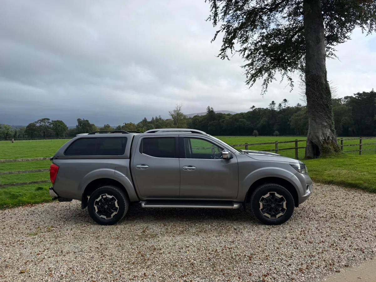 Nissan Navara tekna - Image 2