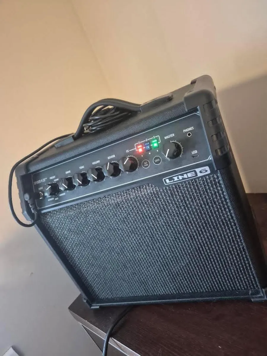 Line 6 Spider V20 MKII - Image 2