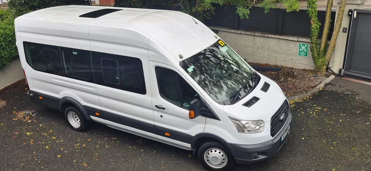 2016 Ford Transit 460 17 Seat Minibus - Image 1