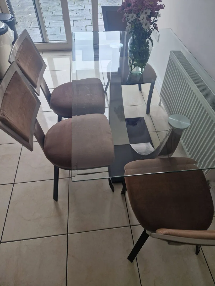 Kitchen table - Image 2