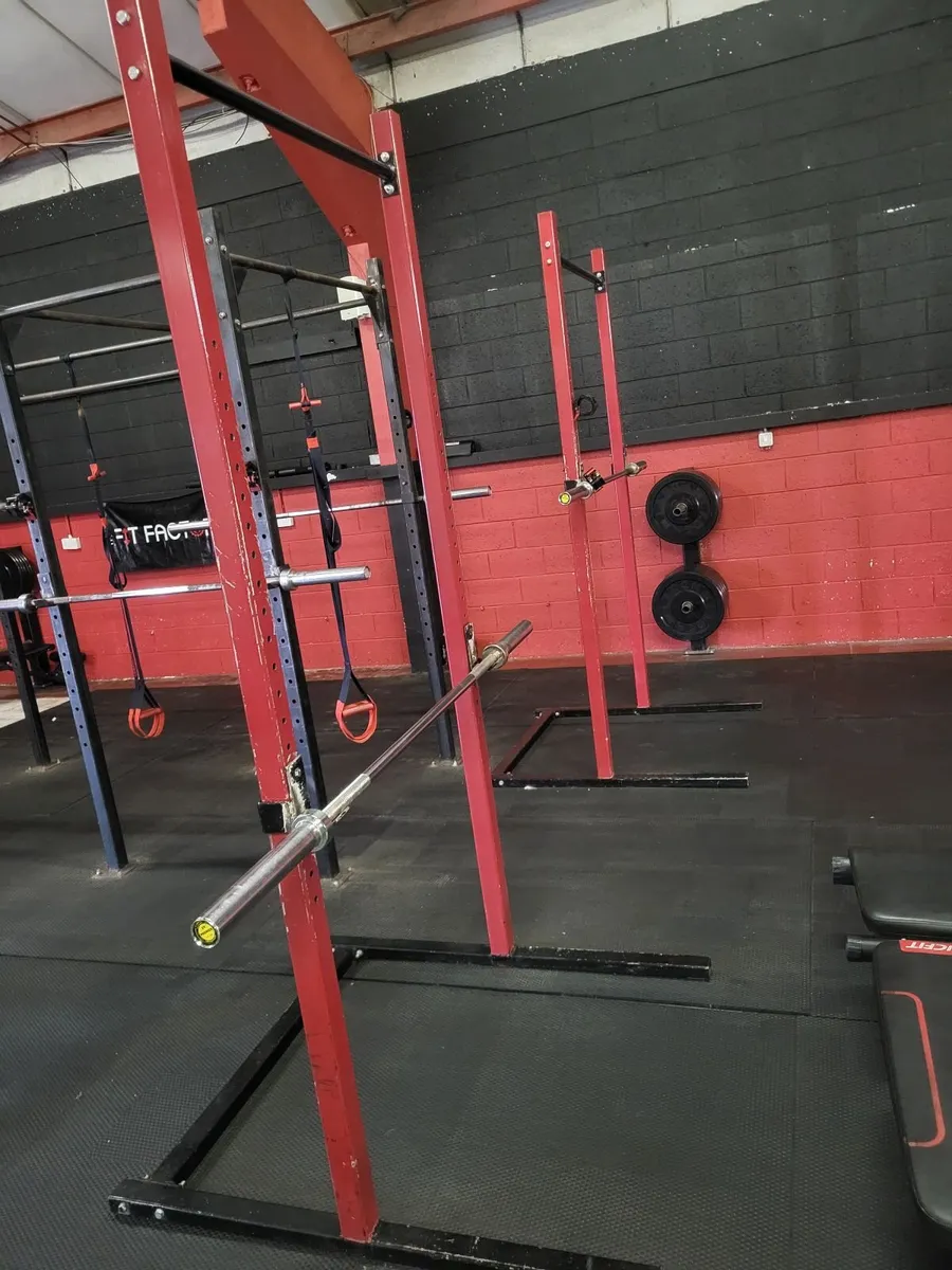 Gym Equipment - Image 4