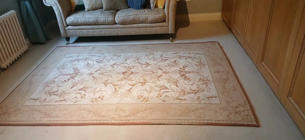 Rug Laura Ashley - Image 1