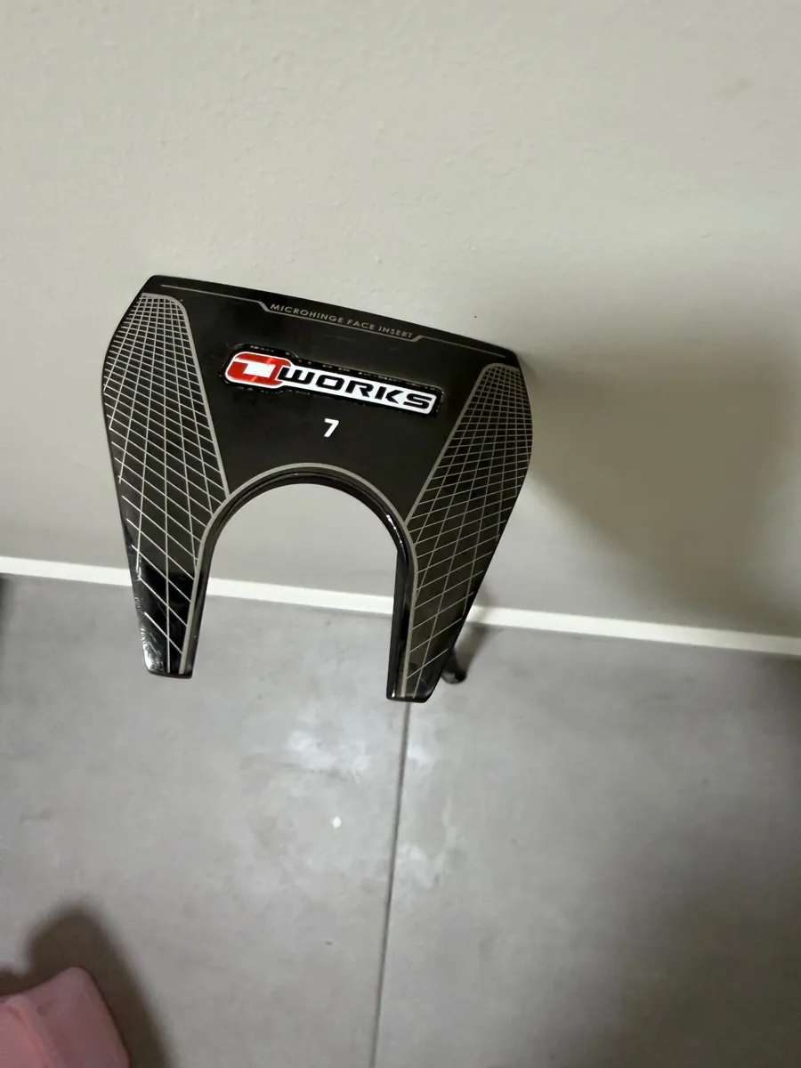 Golf putter - Image 1