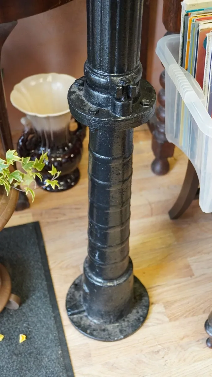 Cast Iron Hand Water Pump - Image 3