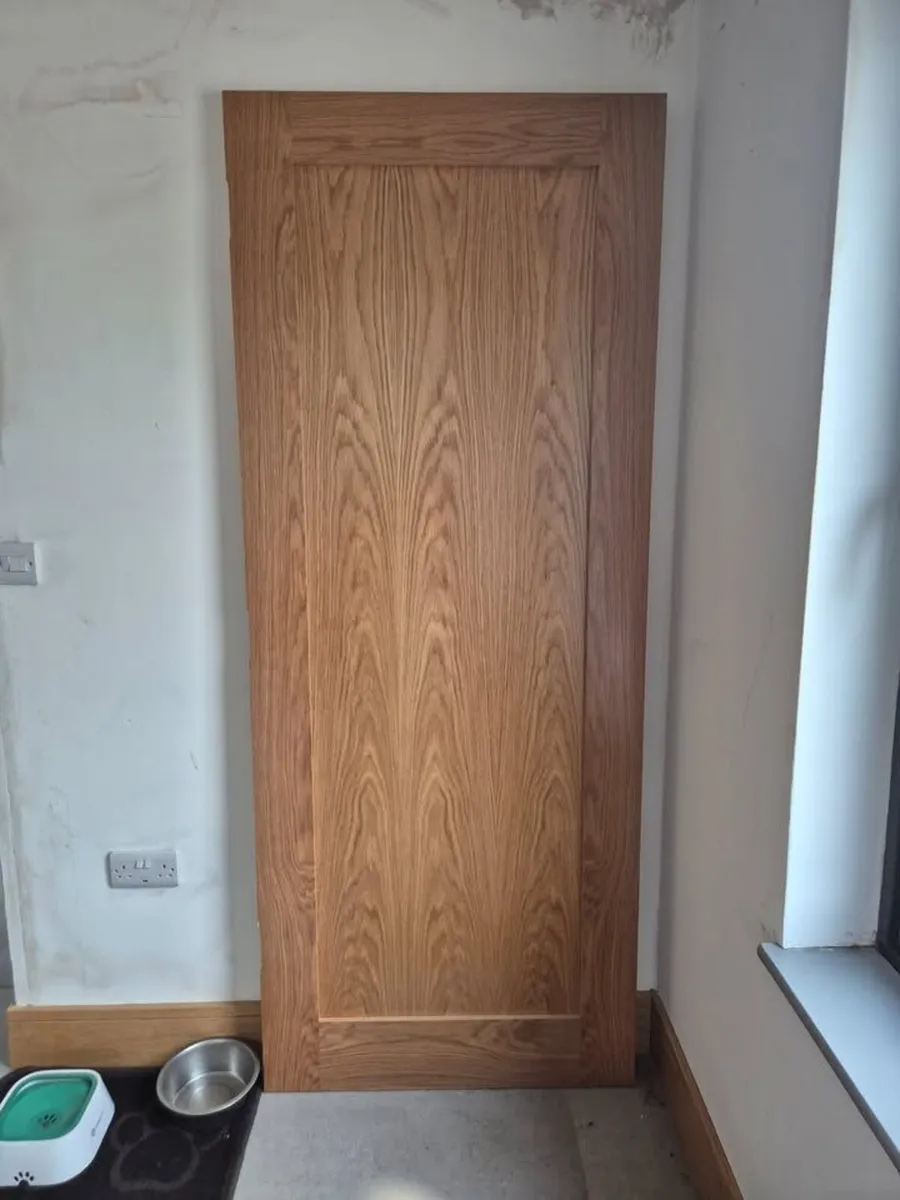 Deanta NM5 Oak shaker Door - Image 1