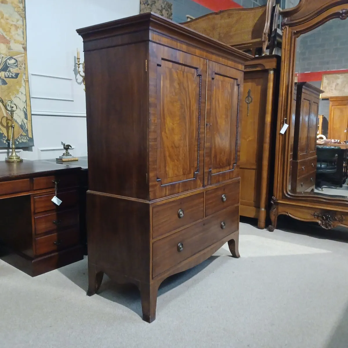Antique Mahogany George III Linen Press - Image 3