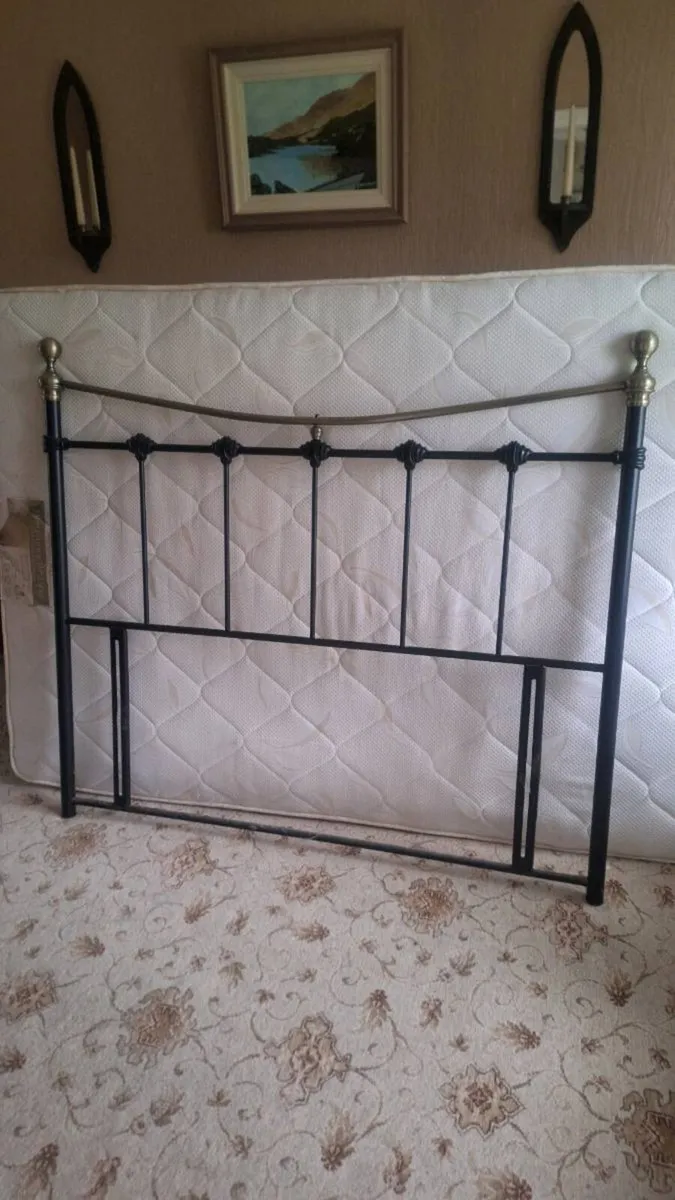 Headboard - Image 1