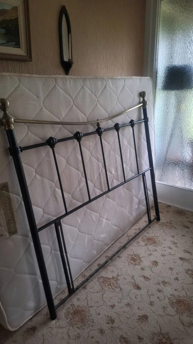 Headboard - Image 2