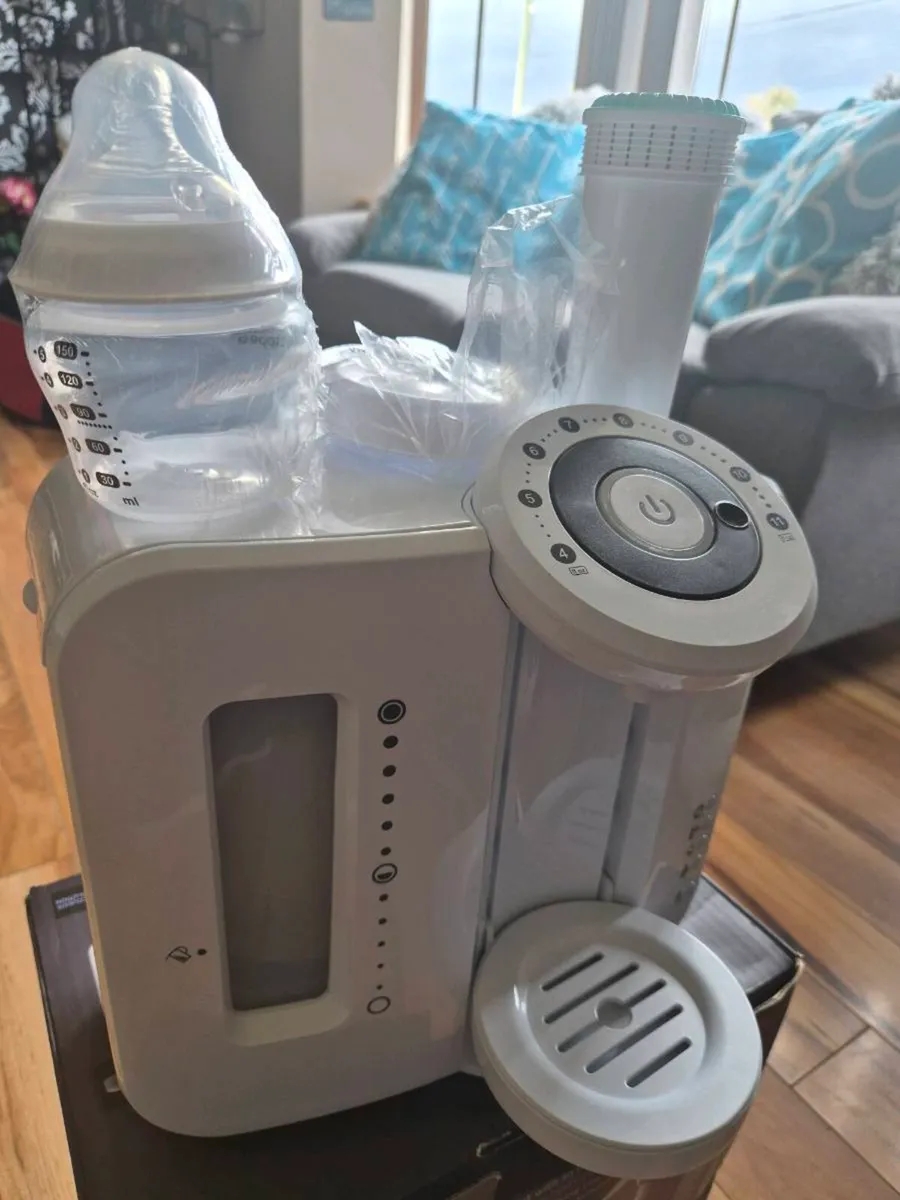 Tommee tippee bottle maker - Image 1