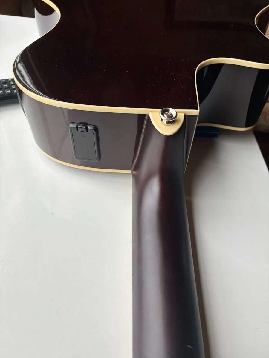 Guitar Yamaha APX600 brand new+ case - Image 4