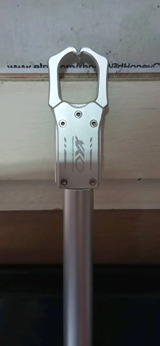 New 60cm Fishing gripper - Image 4