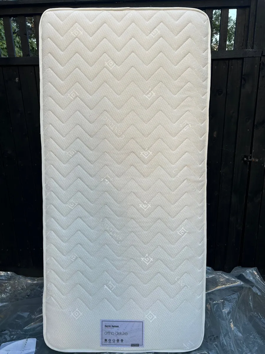 Cheap Clean 3 ft Bed & Mattress - Image 2